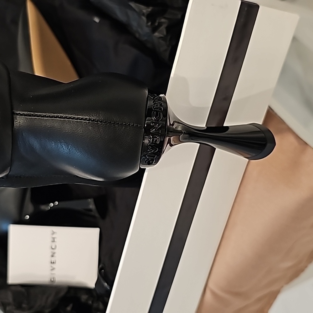 Givenchy ankle boots - Picture 4 of 9